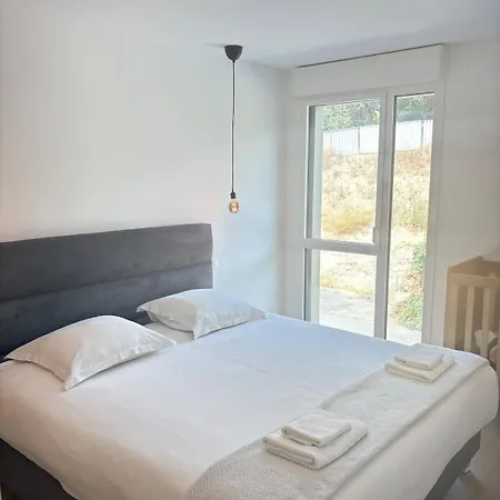 Seaside Azur * サン・ローラン・デュ・ヴァール