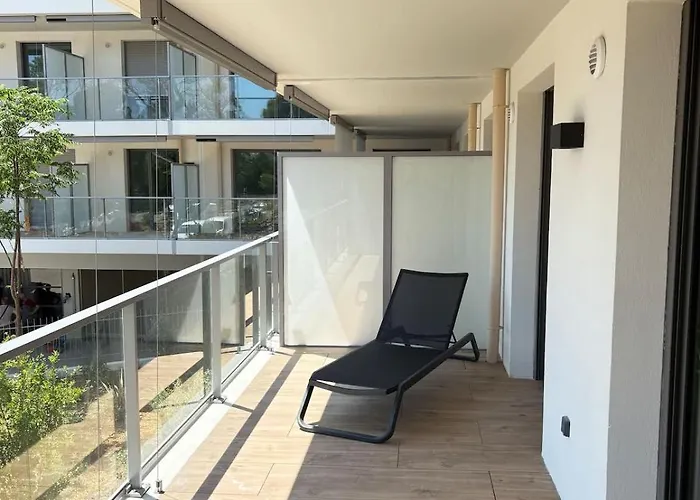 Seaside Azur アパート *