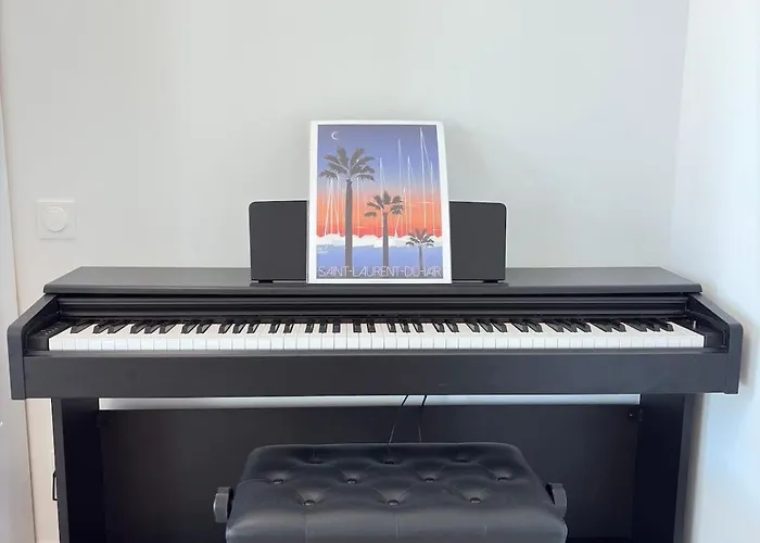 Seaside Azur * サン・ローラン・デュ・ヴァール